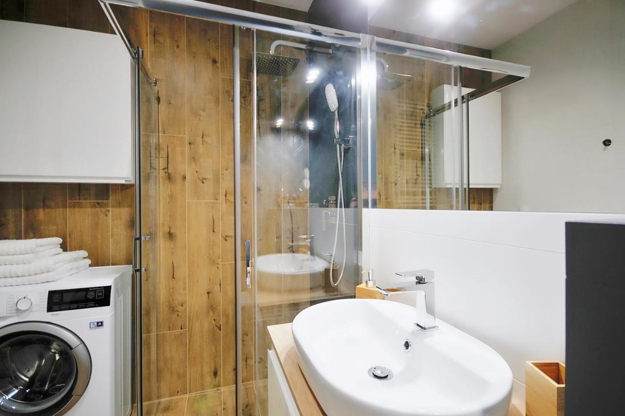 Apartament Andar Z Miejscem Parkingowym Колобжег Екстериор снимка