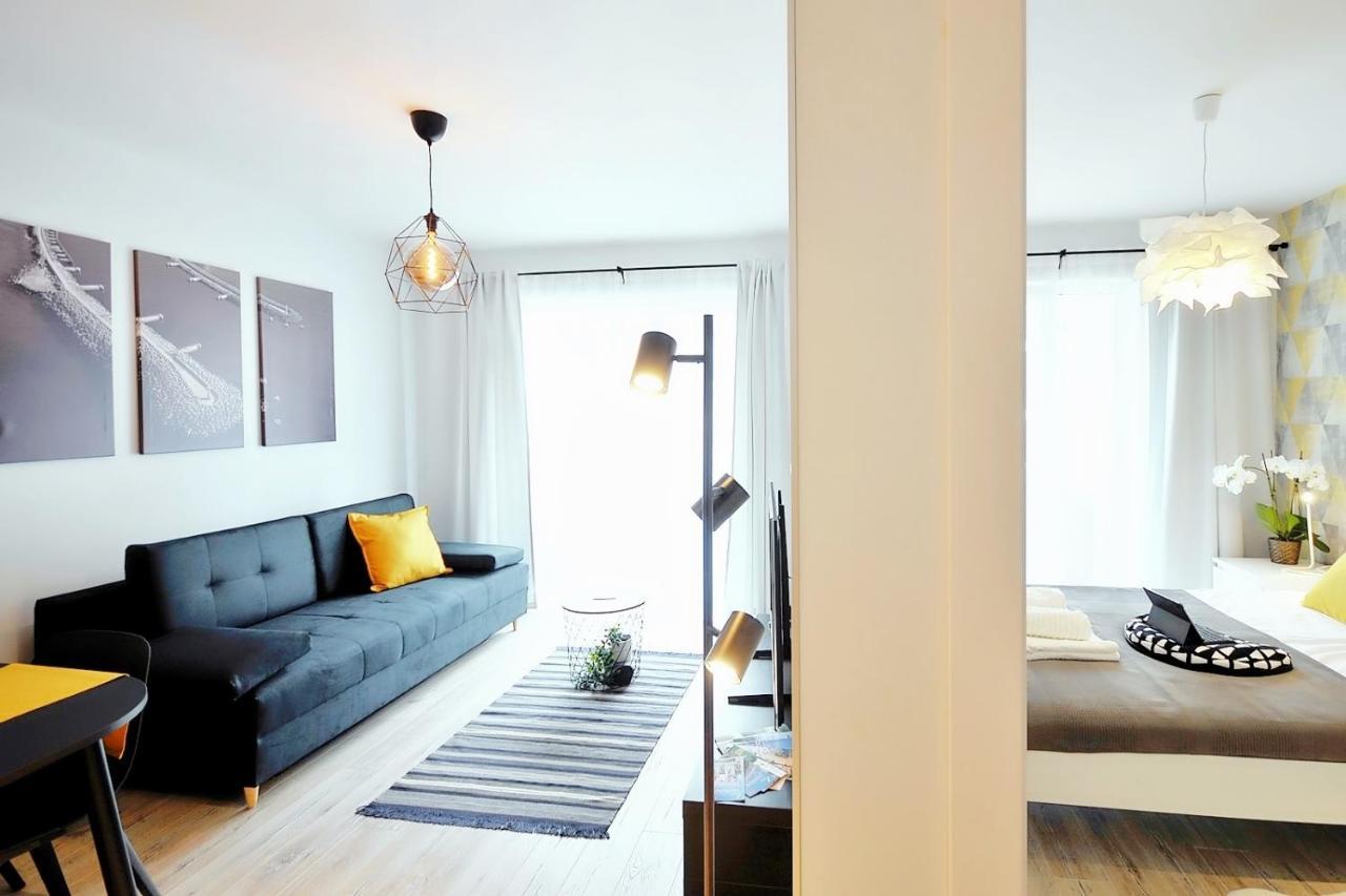 Apartament Andar Z Miejscem Parkingowym Колобжег Екстериор снимка